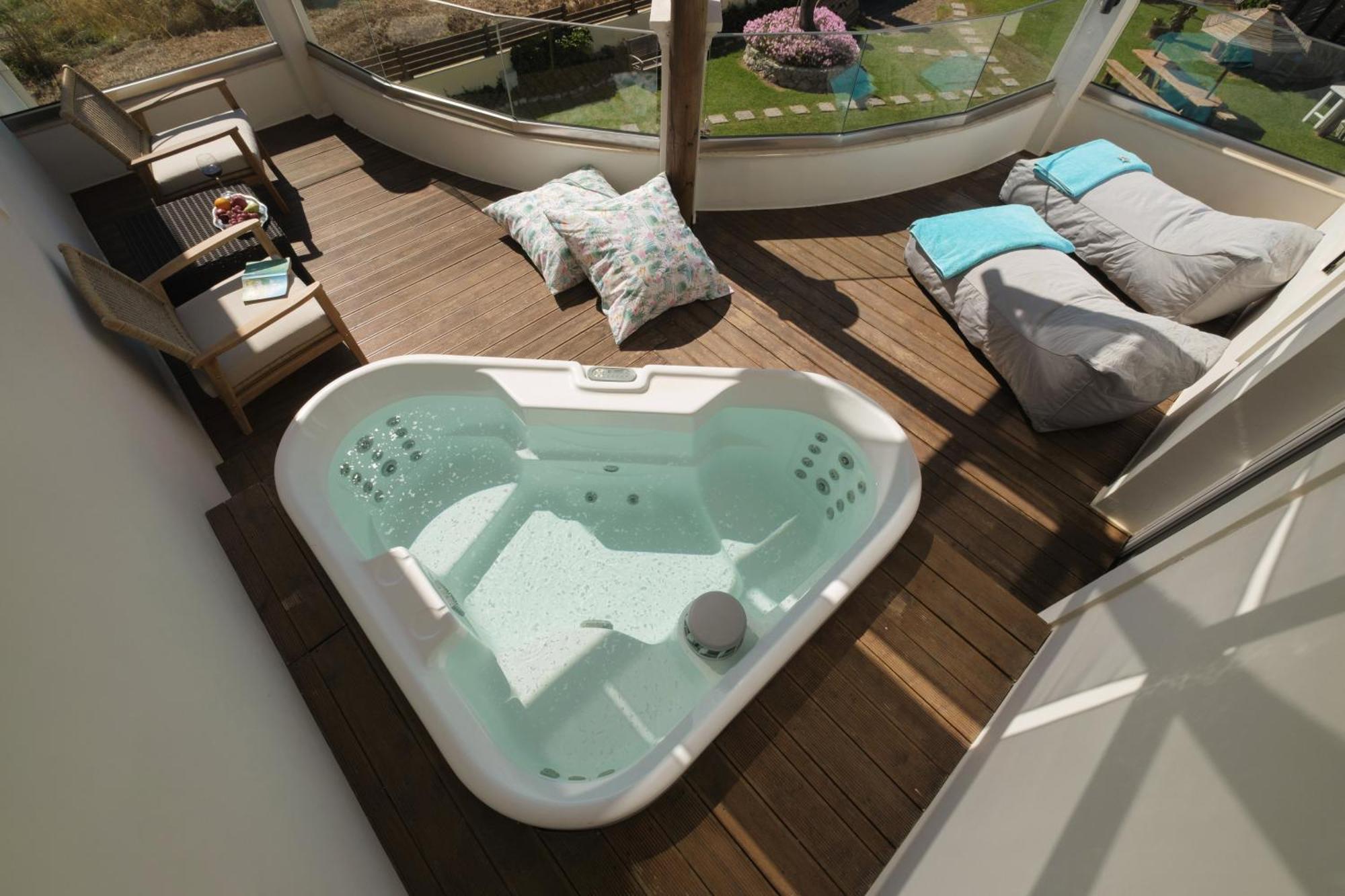 Margarita'S Luxury Suites Agios Stefanos Avliotes  Exteriér fotografie